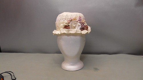 Vintage woven cloche hat - woven, w/